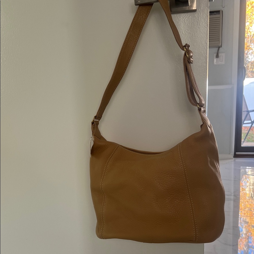 Coach Tan Leather Shoulder Bag. New with tags!